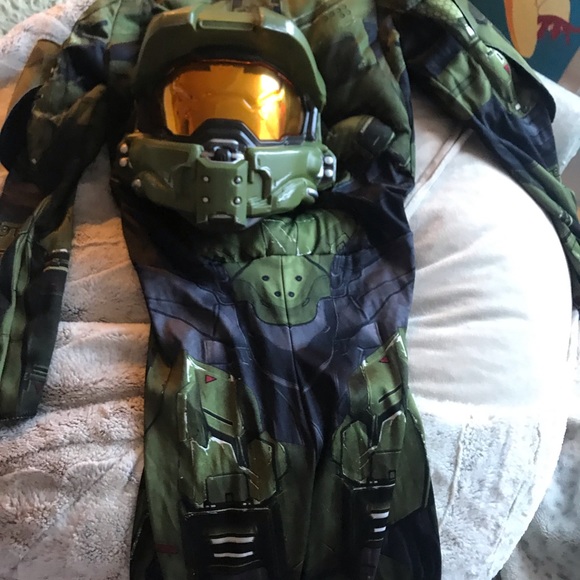 Halloween costume- Boy 3-5 grade sizes 6-9 - Picture 4 of 7